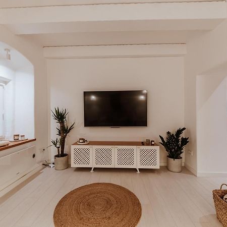 Appartement Cave By Casa Familia à Novi Sad Extérieur photo