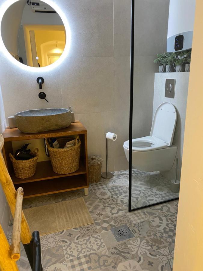 Appartement Cave By Casa Familia à Novi Sad Extérieur photo