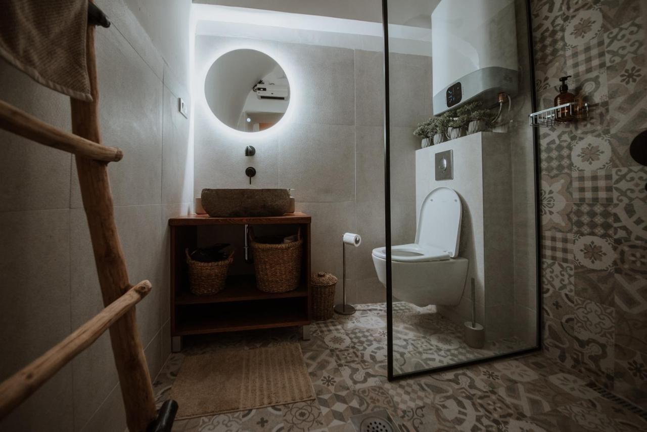 Appartement Cave By Casa Familia à Novi Sad Extérieur photo