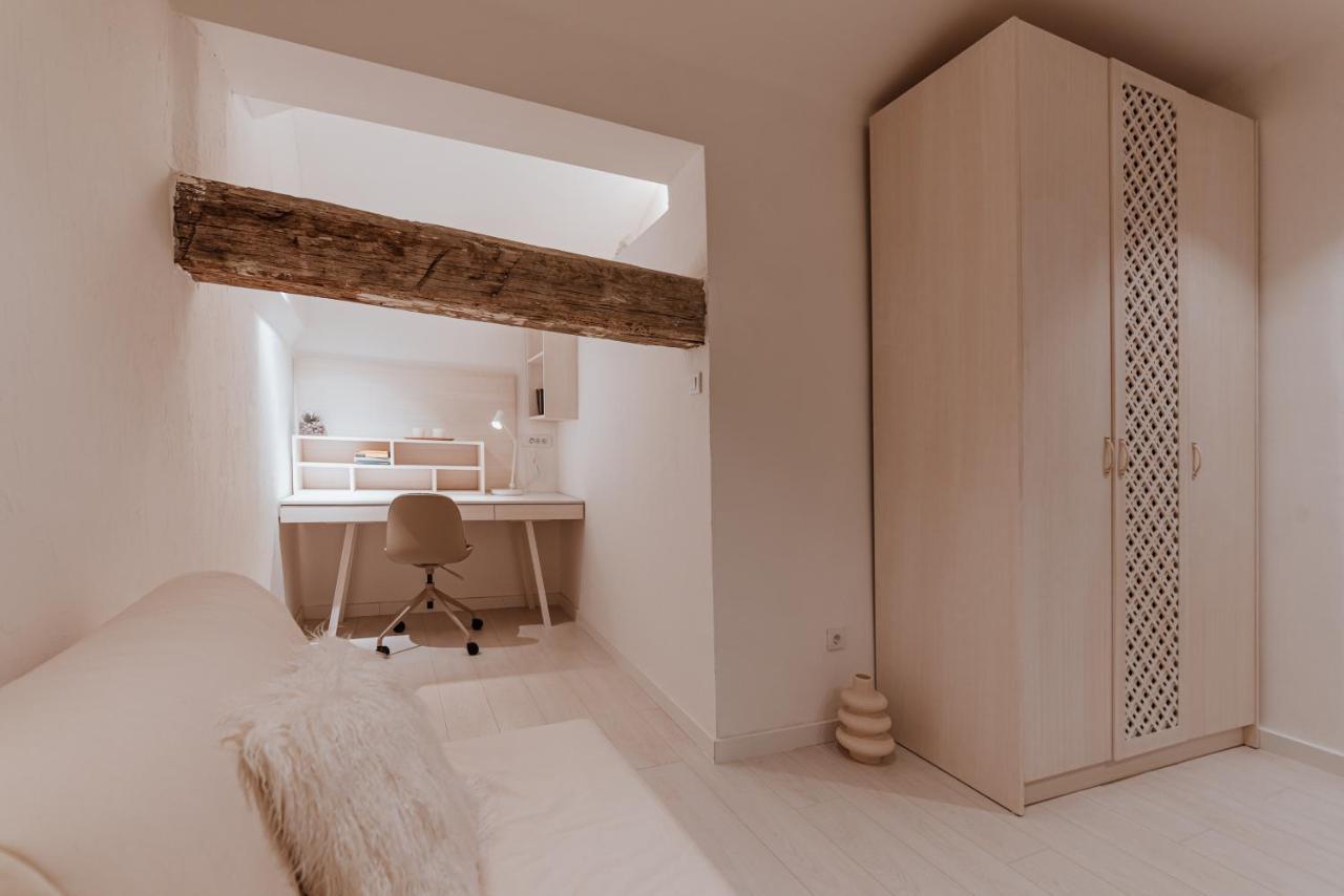 Appartement Cave By Casa Familia à Novi Sad Extérieur photo