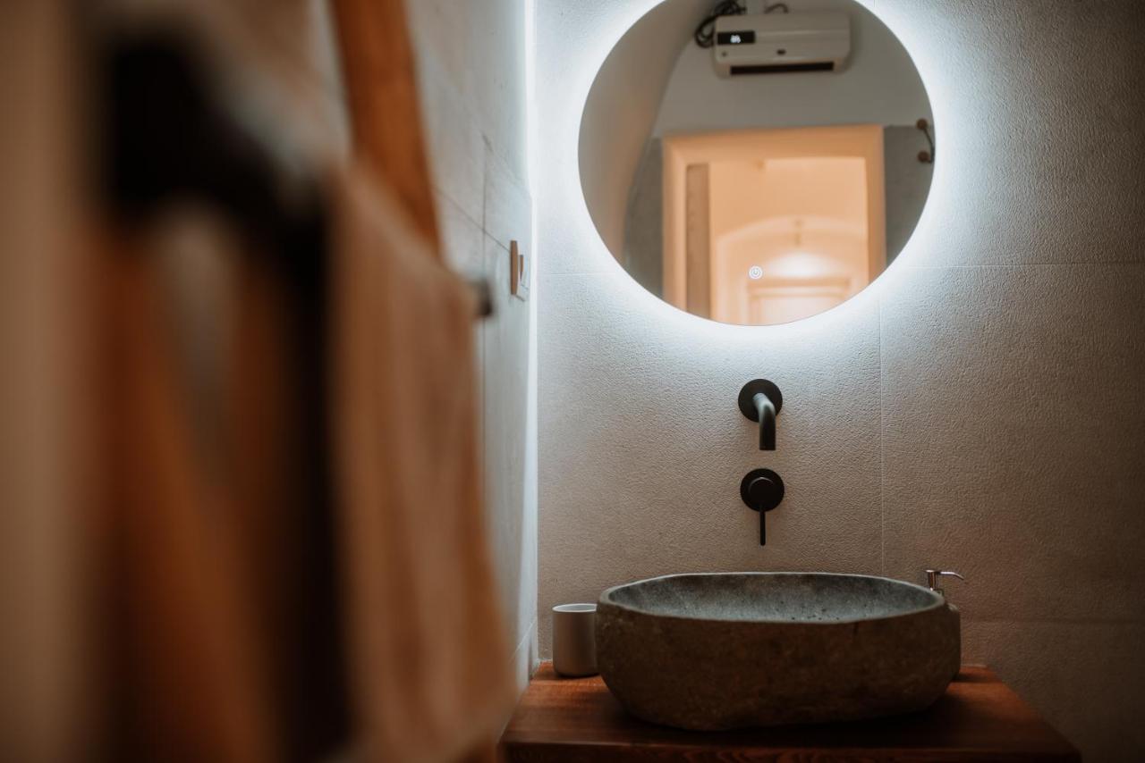Appartement Cave By Casa Familia à Novi Sad Extérieur photo